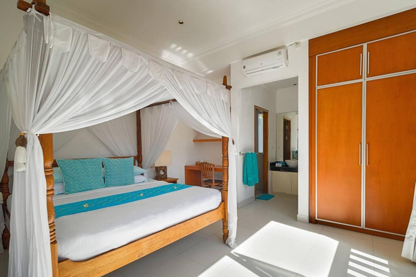Super Value 3 Bed, Central Seminyak, Walk To Beach Dış mekan fotoğraf