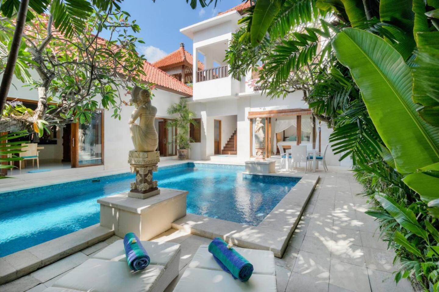 Super Value 3 Bed, Central Seminyak, Walk To Beach Dış mekan fotoğraf